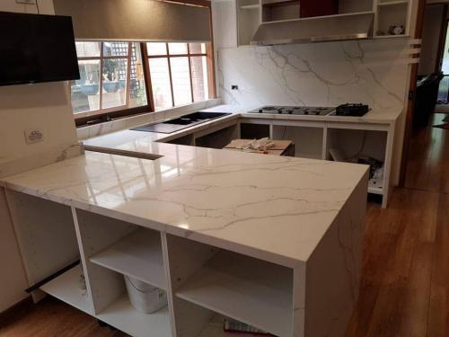 Kitchen benchtop-min
